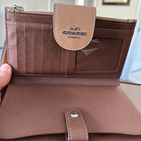 Coach Phone Wallet - Like New! - Picture 2 of 4